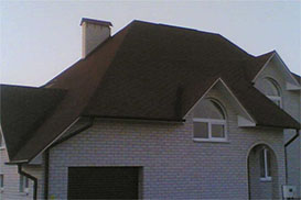 Чотирьохскатний дах (Вальмовий). Особливості покриття металочерепицею.